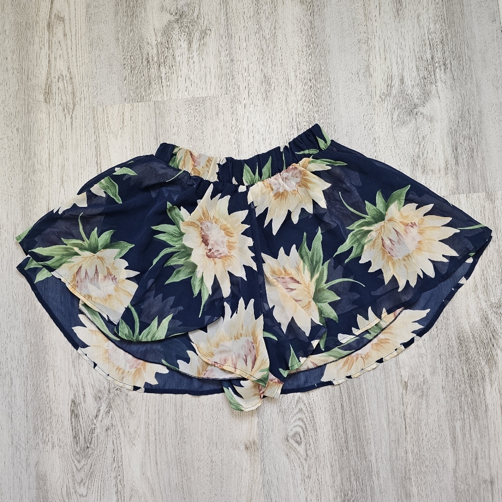 Show Me Your Mumu Carlos Swing Shorts Floral Navy XS